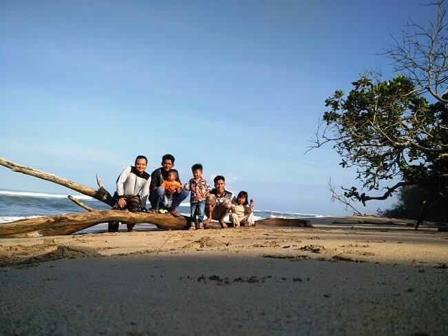 tempat wisata pantai cantik di lampung