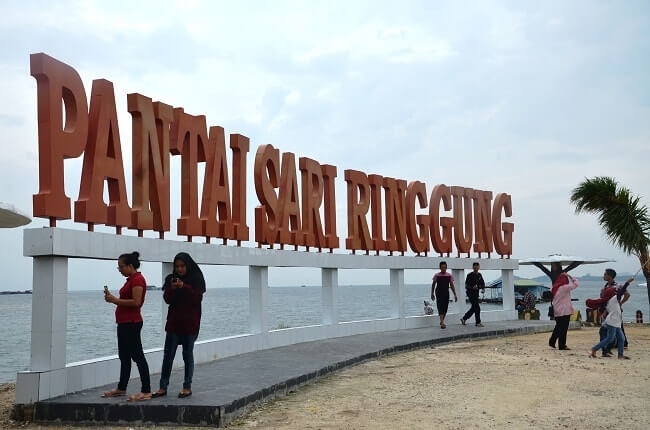 pantai sari ringgung lampung
