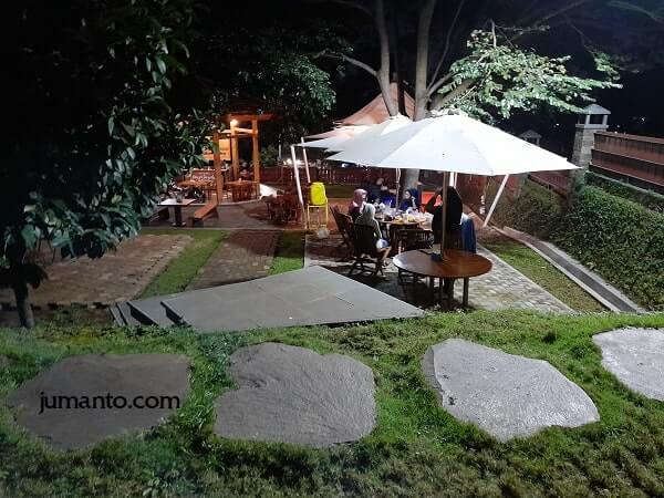 tempat dinner romantis malam hari di bandar lampung