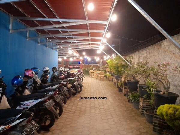 Fasilitas Lesehan Pringsewu Lampung